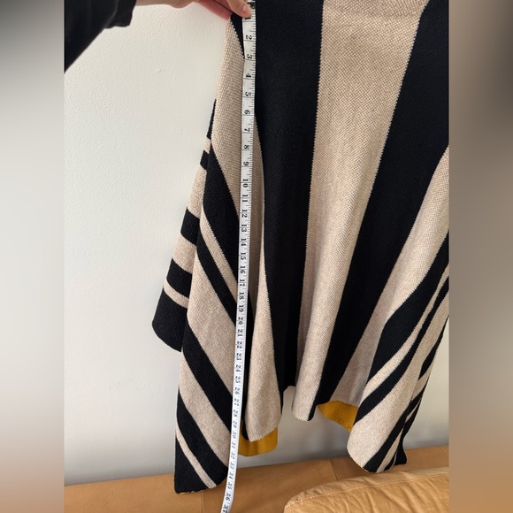 Alice + Olivia Wool Poncho black/tan/gold OS NWT - Picture 12 of 15